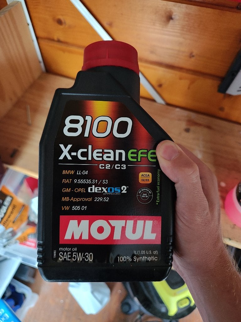 Motorolie 5w30 Motul, Ophalen