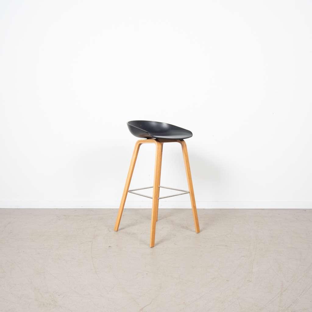 16x Hay AAS 32 Kruk Zwart Kunststof – Hout