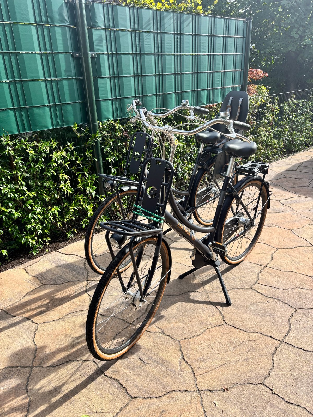 2x Cortina U4 Family Moederfiets, Urban Iki voor+achter zit, 2 zitjes, Gebruikt, Dubbele standaard, Ophalen