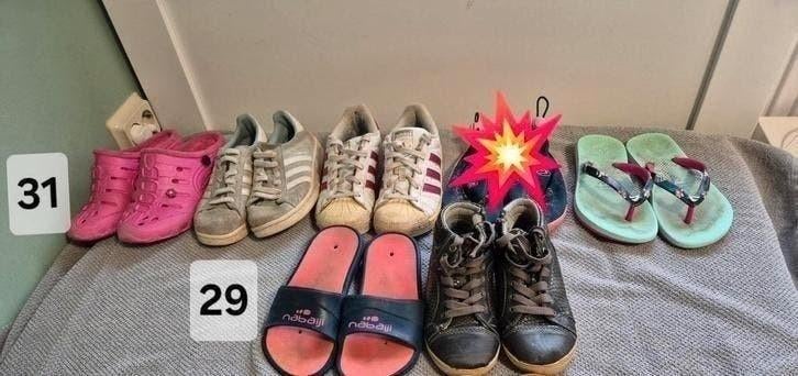Meisjes schoenen maat 29 en 31 (2 x Adidas, Skechers), Meisje, Schoenen, Ophalen of Verzenden, Zo goed als nieuw