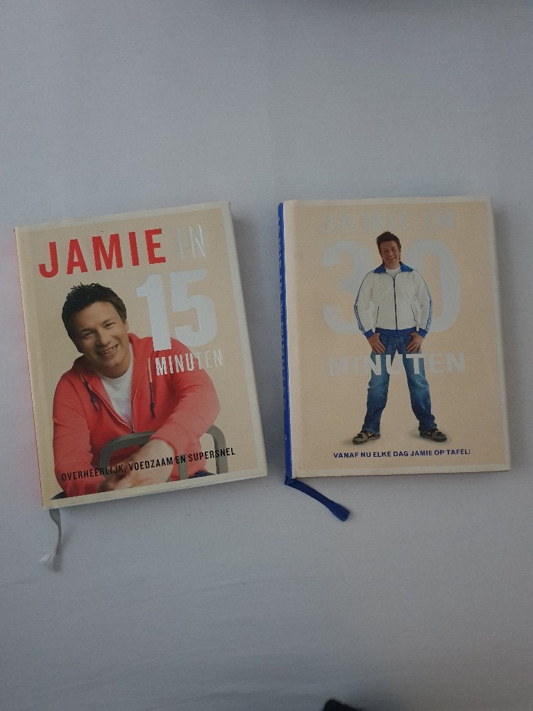 2x kookboek Jamie Oliver - 15 minuten en 30 minuten, Boeken, Kookboeken, Ophalen, Gelezen, Jamie Oliver, Italië