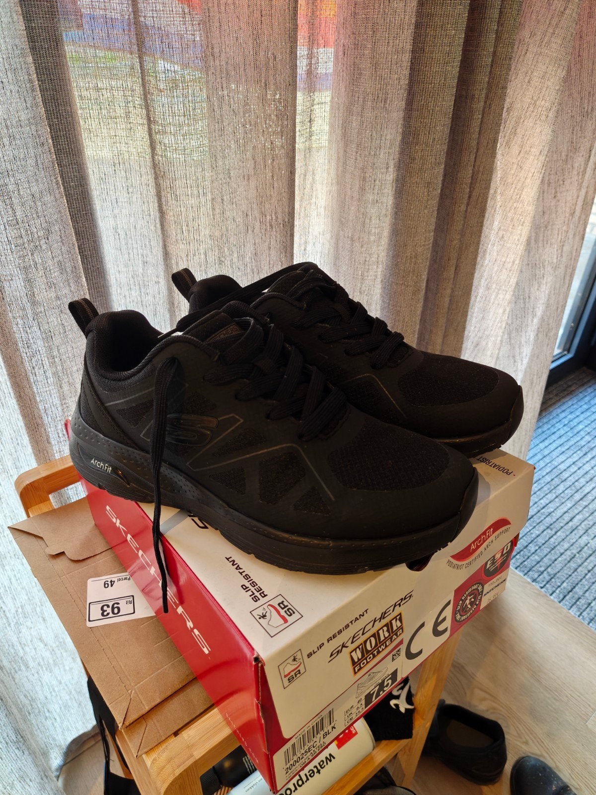 Skechers Arch Fit SR antislip werkschoenen, Kleding | Heren, Ophalen of Verzenden, Nieuw, Zwart, Werkschoenen