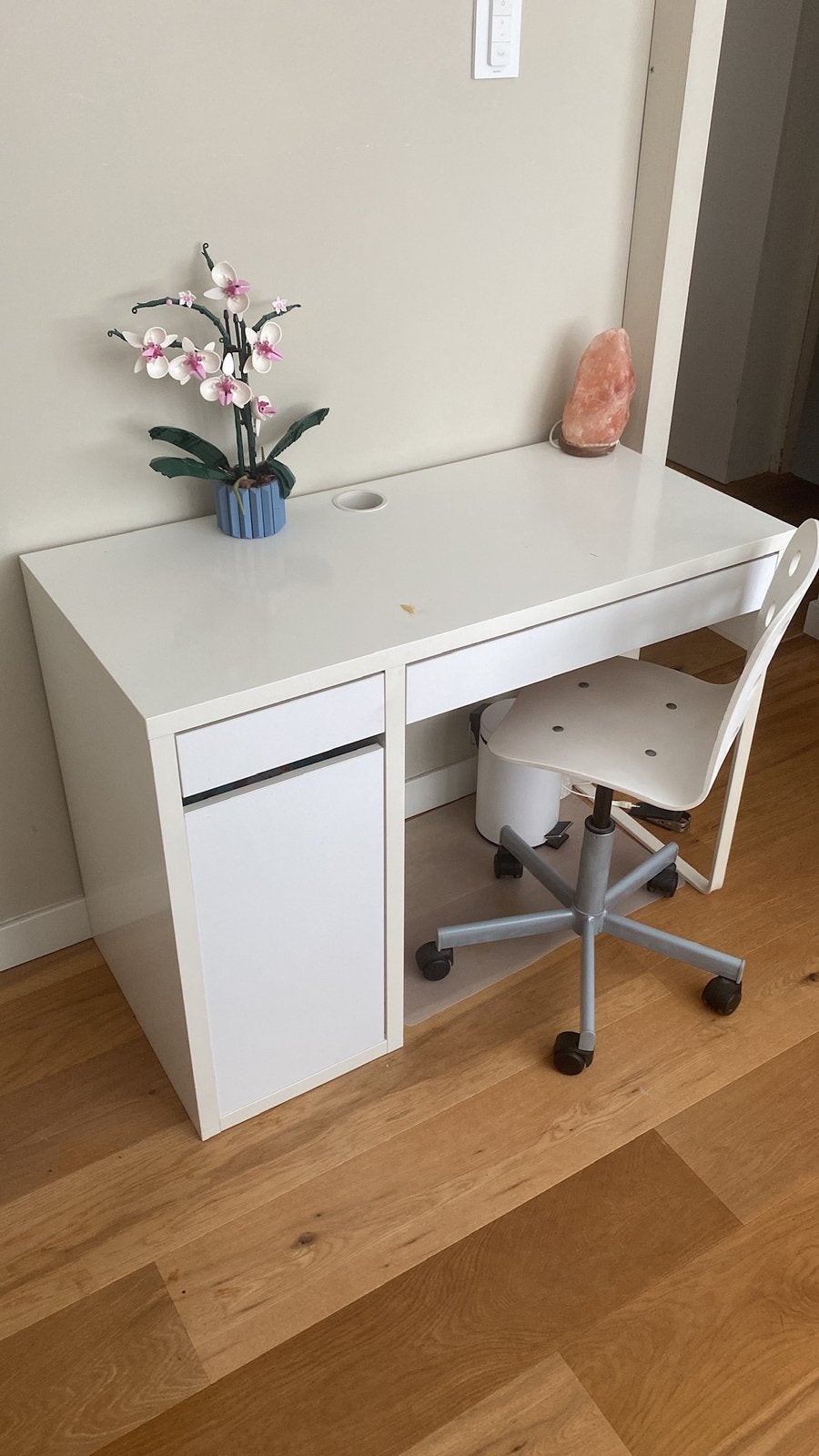Wit bureau, Ophalen, 105 cm, Gebruikt, Spaanplaat of MDF