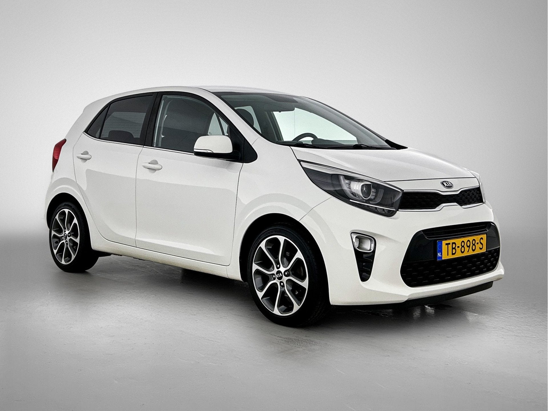 Kia Picanto 1.0 CVVT Design Edition | Navigatie | LM-velgen, Voorwielaandrijving, 12 maanden, Gebruikt, Euro 6
