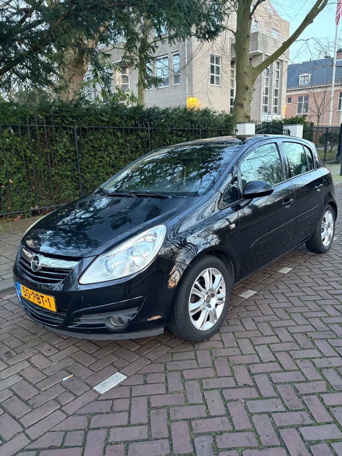 Opel Corsa 1.2 2011 met Carplay, Voorwielaandrijving, 4 cilinders, 1229 cc, Origineel Nederlands