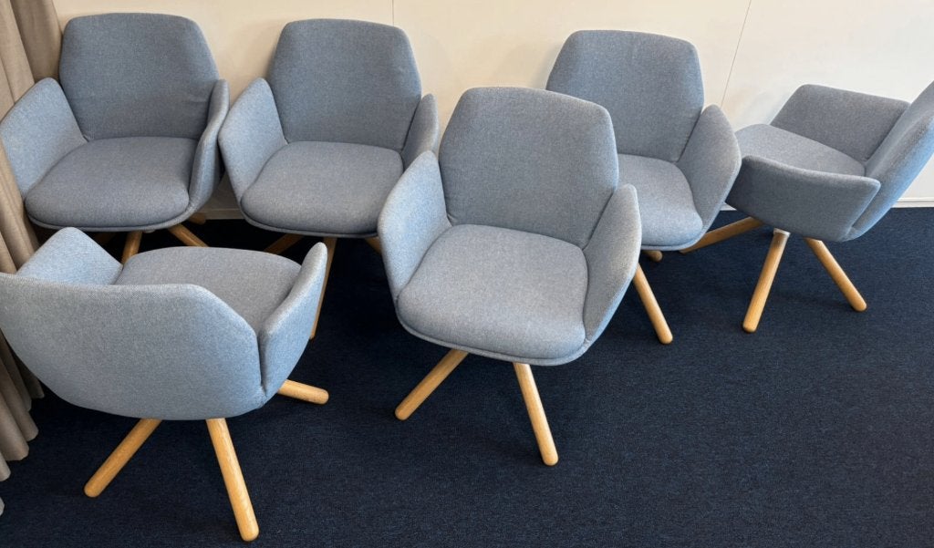 6 Haworth Poppy stoelen stoel chair design blauw draaibaar, Huis en Inrichting, Stoelen, Ophalen, Gebruikt, Blauw, Nvt