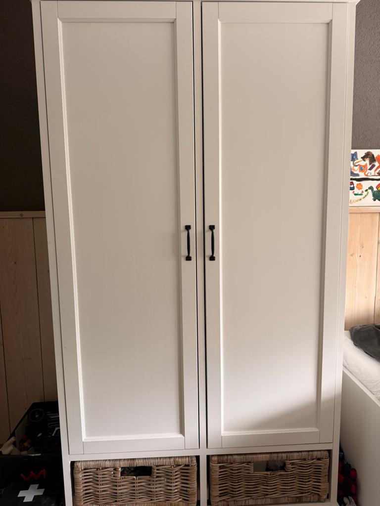 Kinderkast met hang- en legruimte, commode en kapstok, Huis en Inrichting, Ophalen, Zo goed als nieuw
