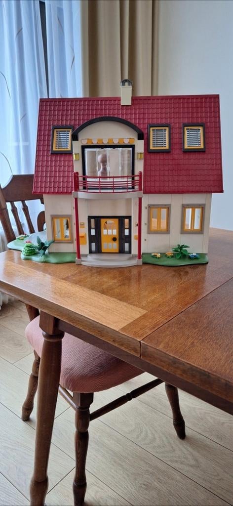 NIEUW GROOT INGERICHT PLAYMOBIL MODERNE VILLA COMPLEET

MODE, Ophalen of Verzenden