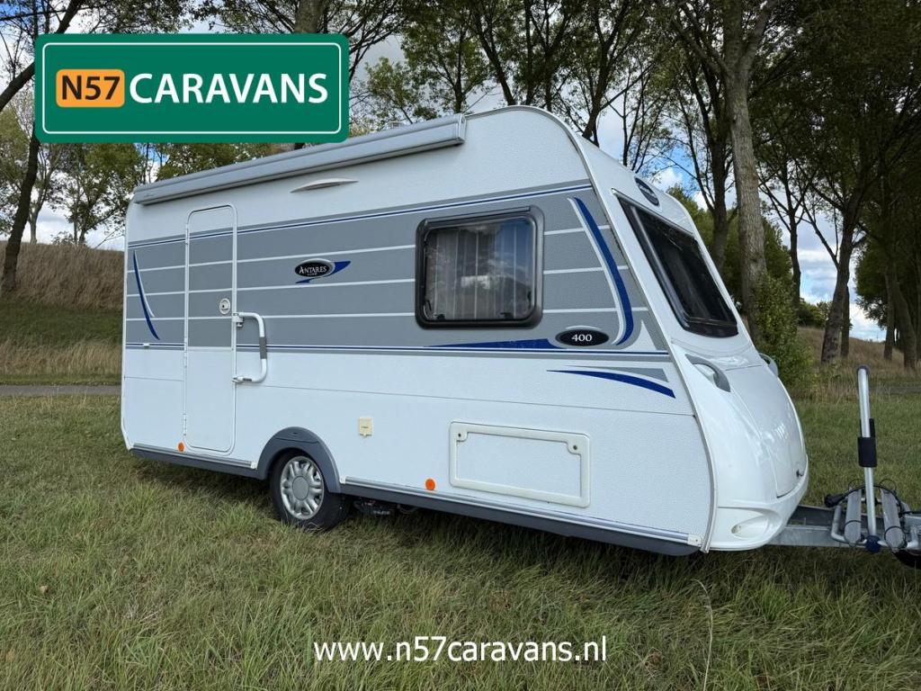 TOPSTAAT: Caravelair Antares Luxe 400 / cassetteluifel, Caravans en Kamperen, Caravans, Dwarsbed, Schokbreker, Bedrijf, Treinzit