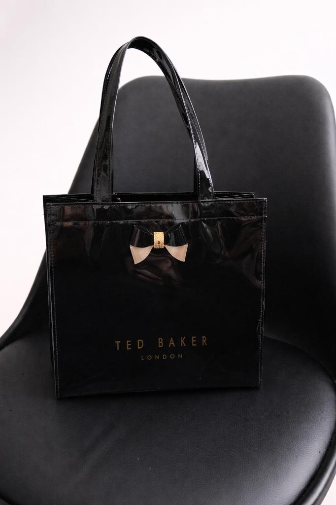 Ted Baker lak shopper tas – zwart met strik, Ophalen of Verzenden, Zo goed als nieuw, Zwart, Handtas
