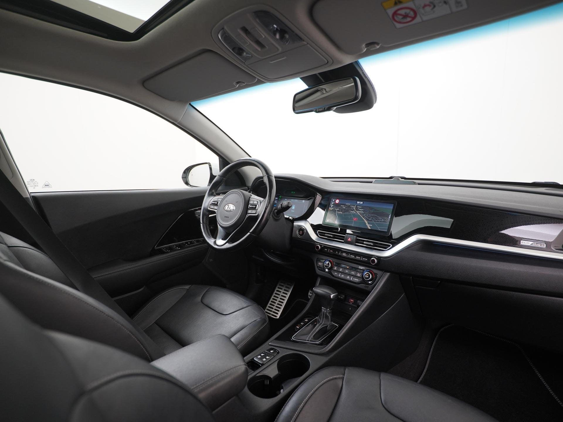 Kia Niro 1.6 GDi PHEV ExecutiveLine | Schuifdak | Trekhaak |, Gebruikt, Wit, Lichtsensor, SUV of Terreinwagen