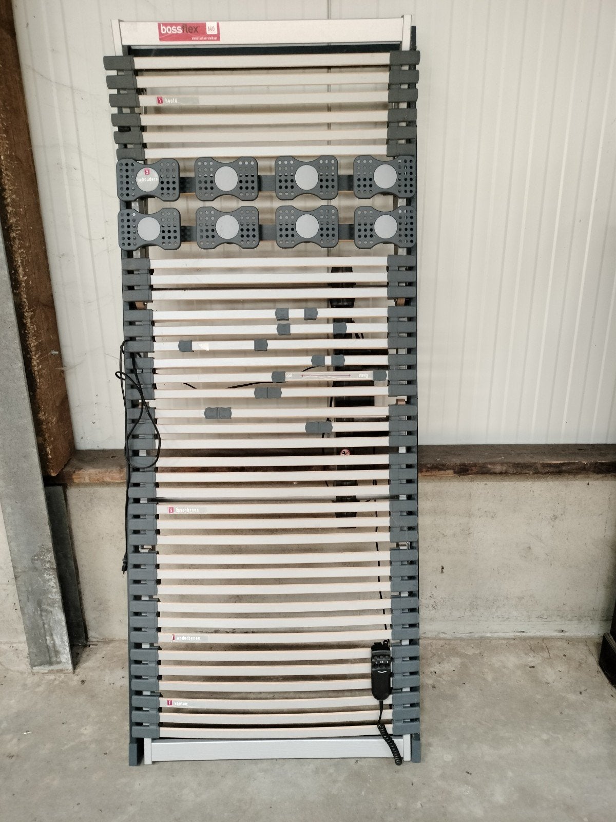 Bossflex lattenbodem, elektrisch verstelbaar, Ophalen, Gebruikt, 90 cm, Eenpersoons