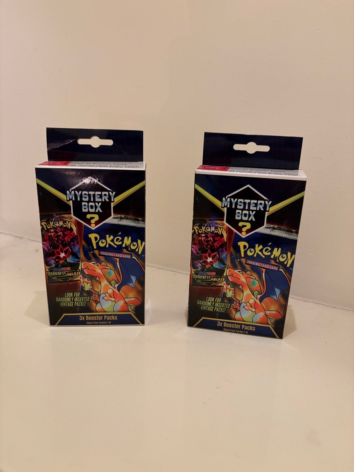 2 Pokémon Mystery Boxen met 3 SSR Boosterpacks - Sealed