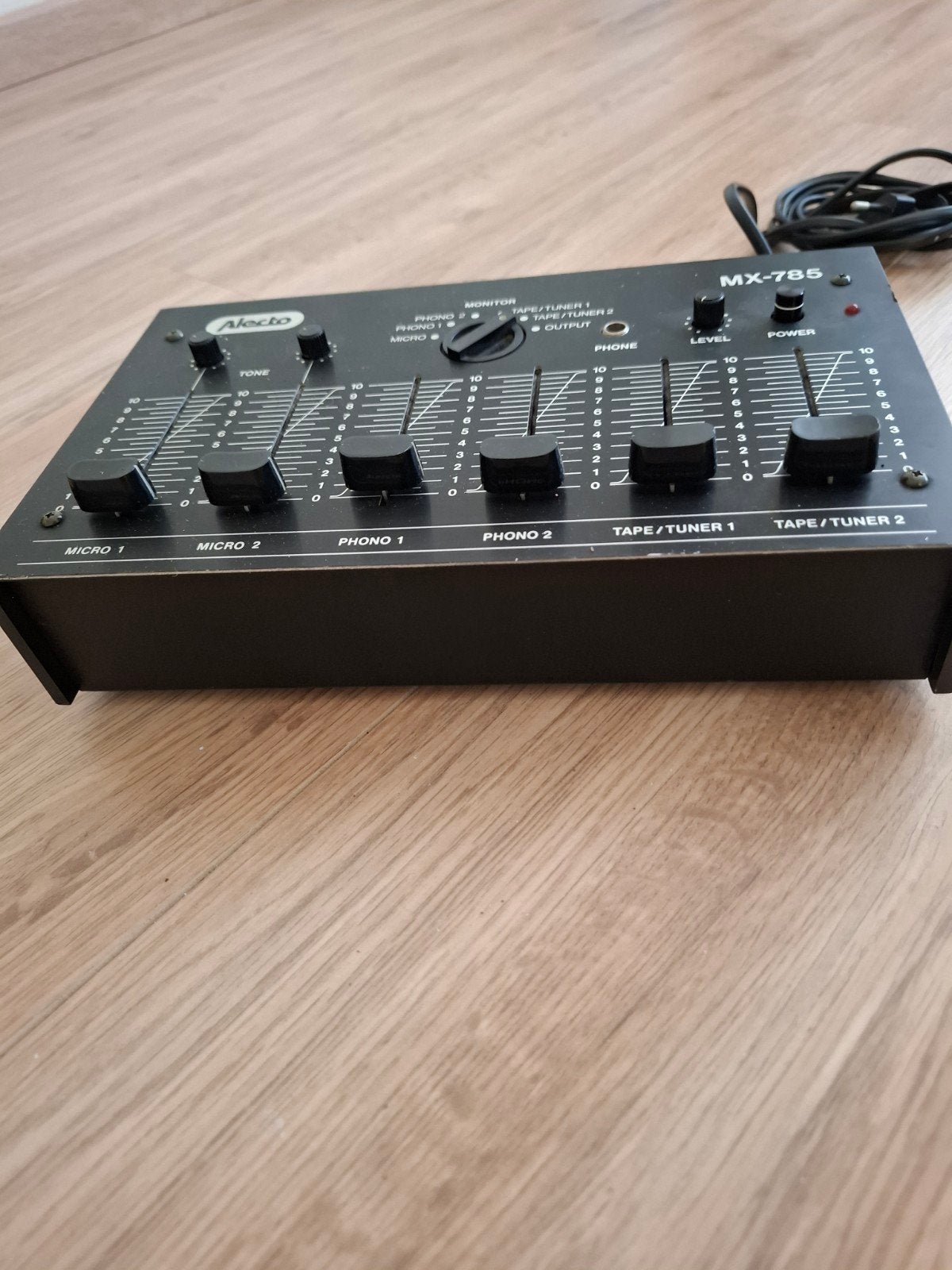 Alecto MX-785 Mixer - Vintage Audio Mengpaneel, Ophalen of Verzenden, Gebruikt, Minder dan 5 kanalen, Microfooningang