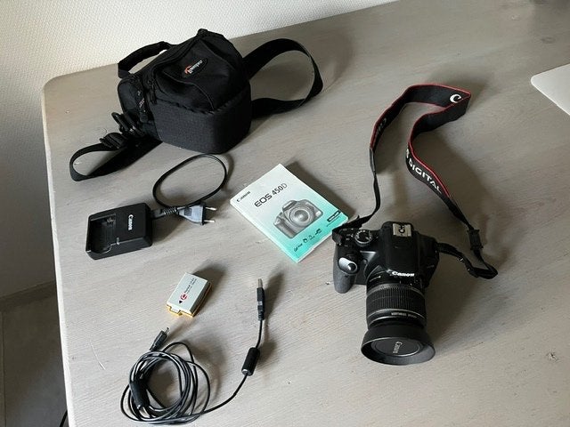 Canon EOS 450D Spiegelreflexcamera met accessoires, Gebruikt, Spiegelreflex, Canon, 12 megapixels