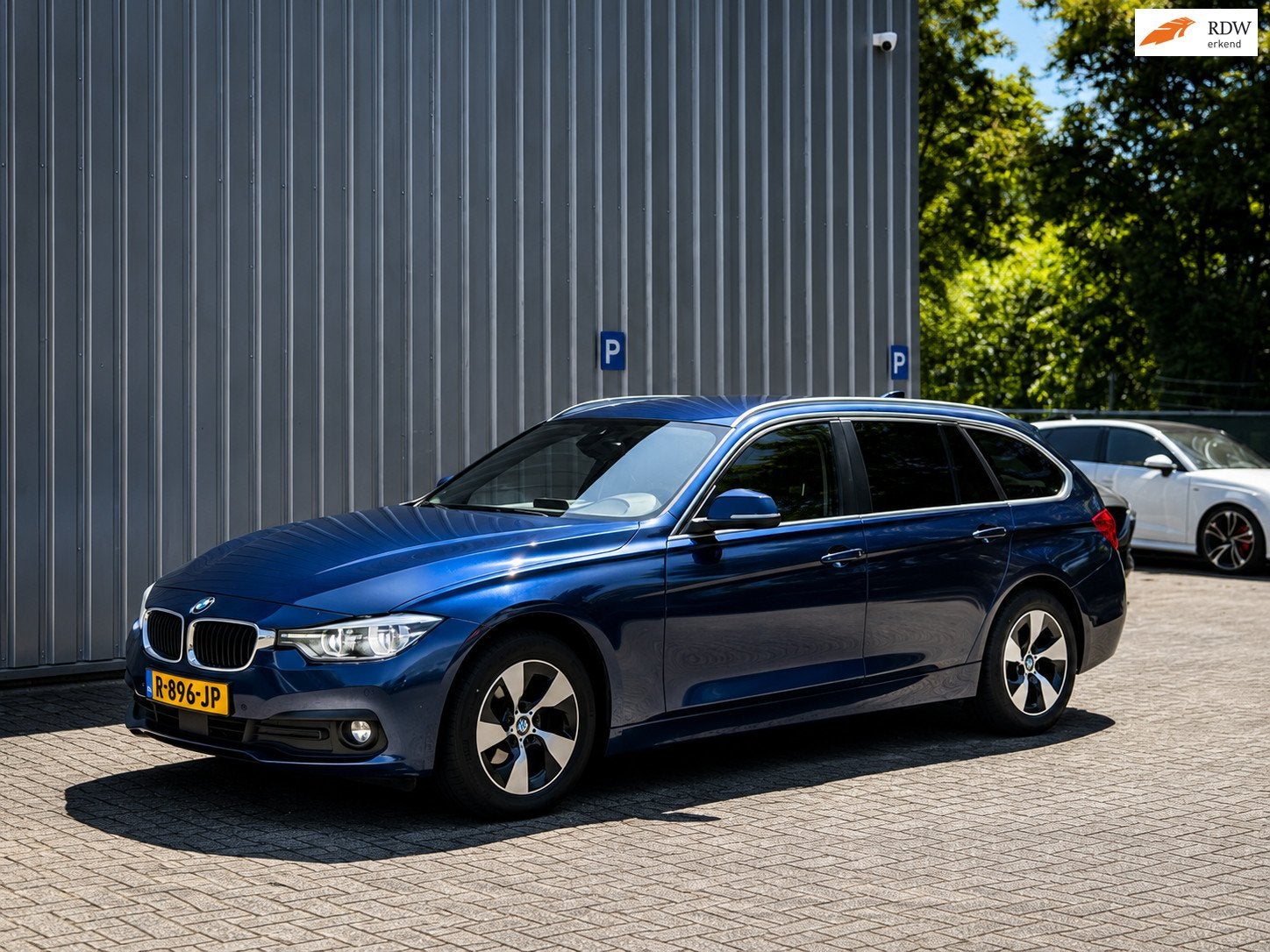 BMW 3-serie Touring 320d High Executive / Adaptive Cruise /, Auto's, 745 kg, Achterwielaandrijving, Blauw, Leder