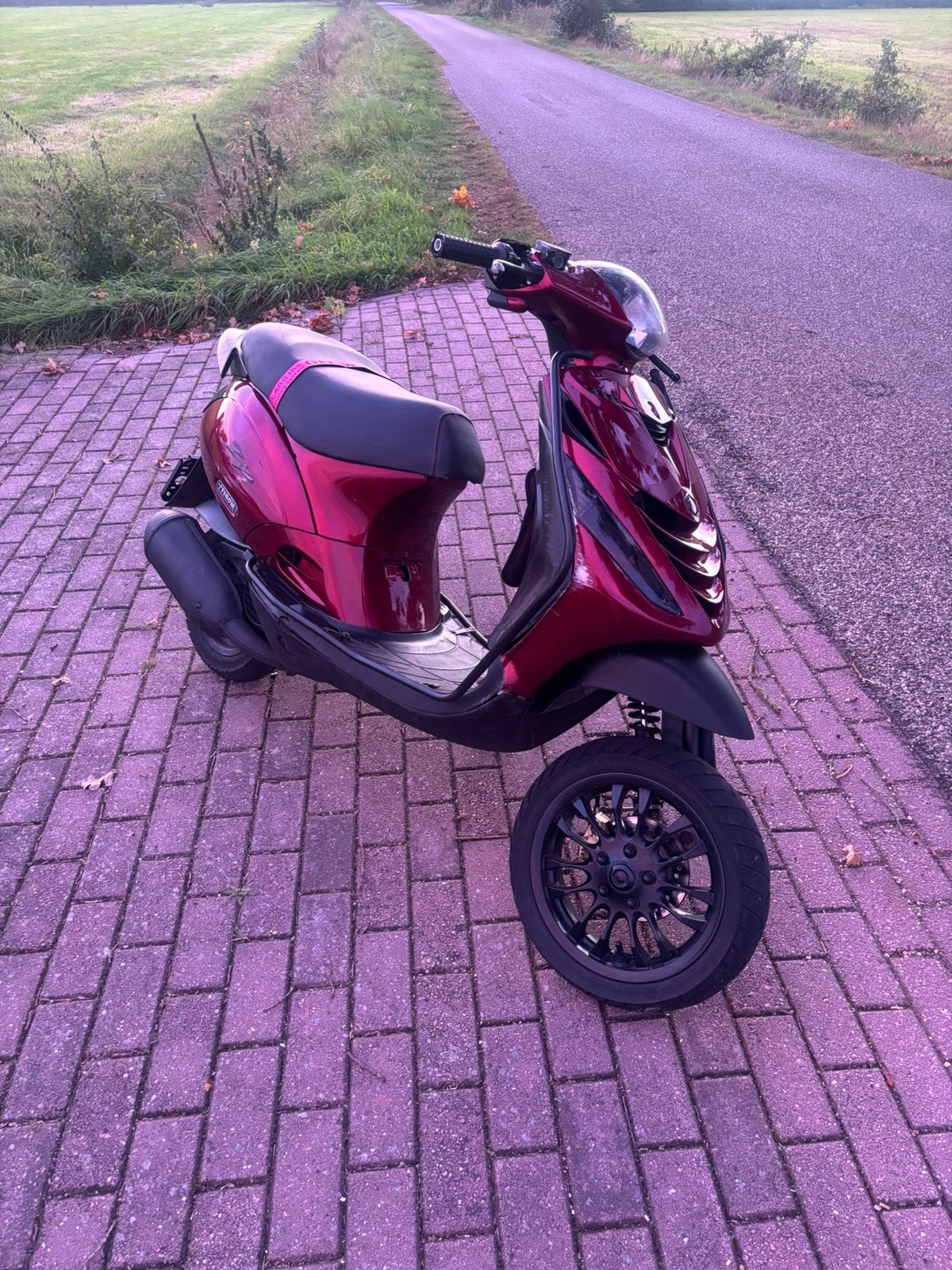 Piaggio zip 172 ac op geldig brom kenteken, Ophalen, Zo goed als nieuw, Tweetakt, Zip