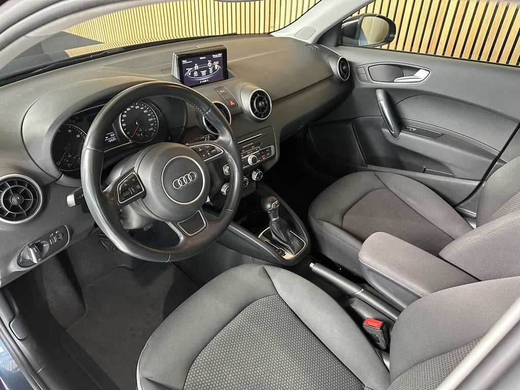 Audi A1 Sportback 1.0 TFSI S-Line S-Line |NL auto | Cruise c, Auto's, Stof, Blauw, 49 €/maand, Origineel Nederlands