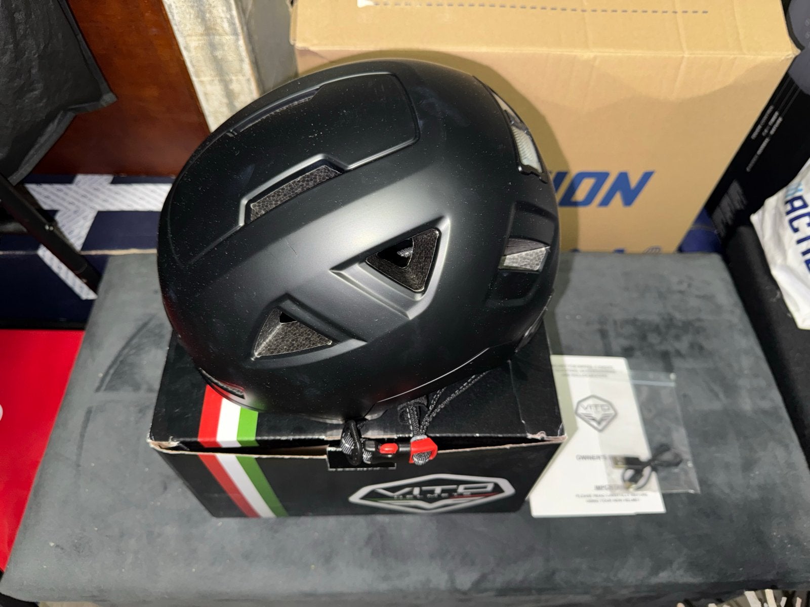 Vito E-City fiets/scooterhelm met  geïntegreerde verlichting, Ophalen of Verzenden, Nieuw, L, Heer of Dame