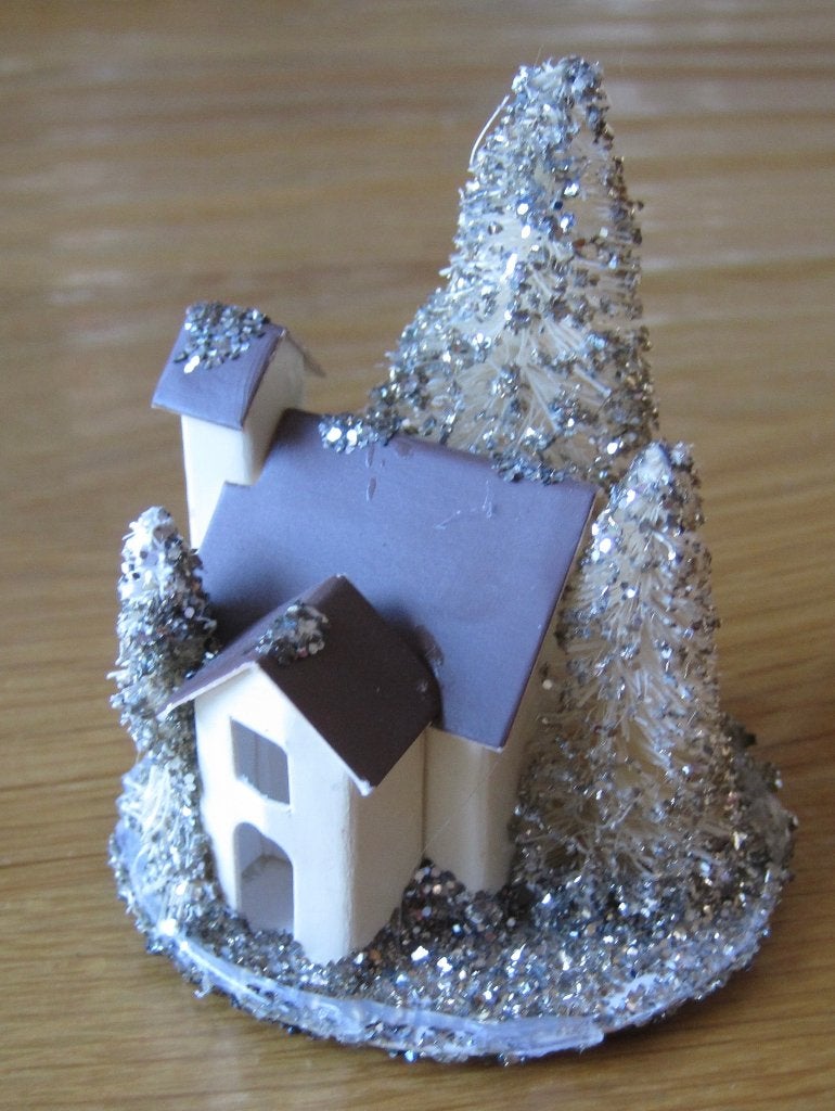 miniatuur Putz huisje voor de kerst, Diversen, Kerst, Ophalen of Verzenden, Zo goed als nieuw