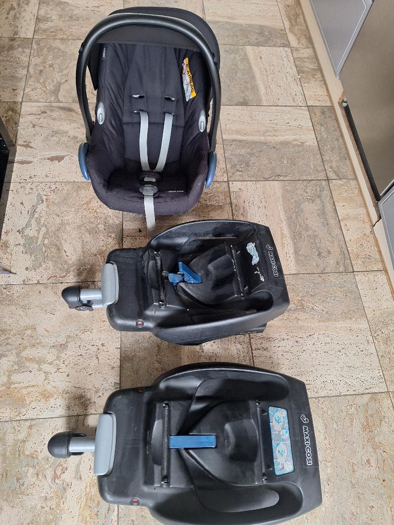 Gratis Maxi cosi bij easybase 2x merk Cabriofix, Ophalen, Autogordel of Isofix, Gebruikt, 0 t/m 13 kg