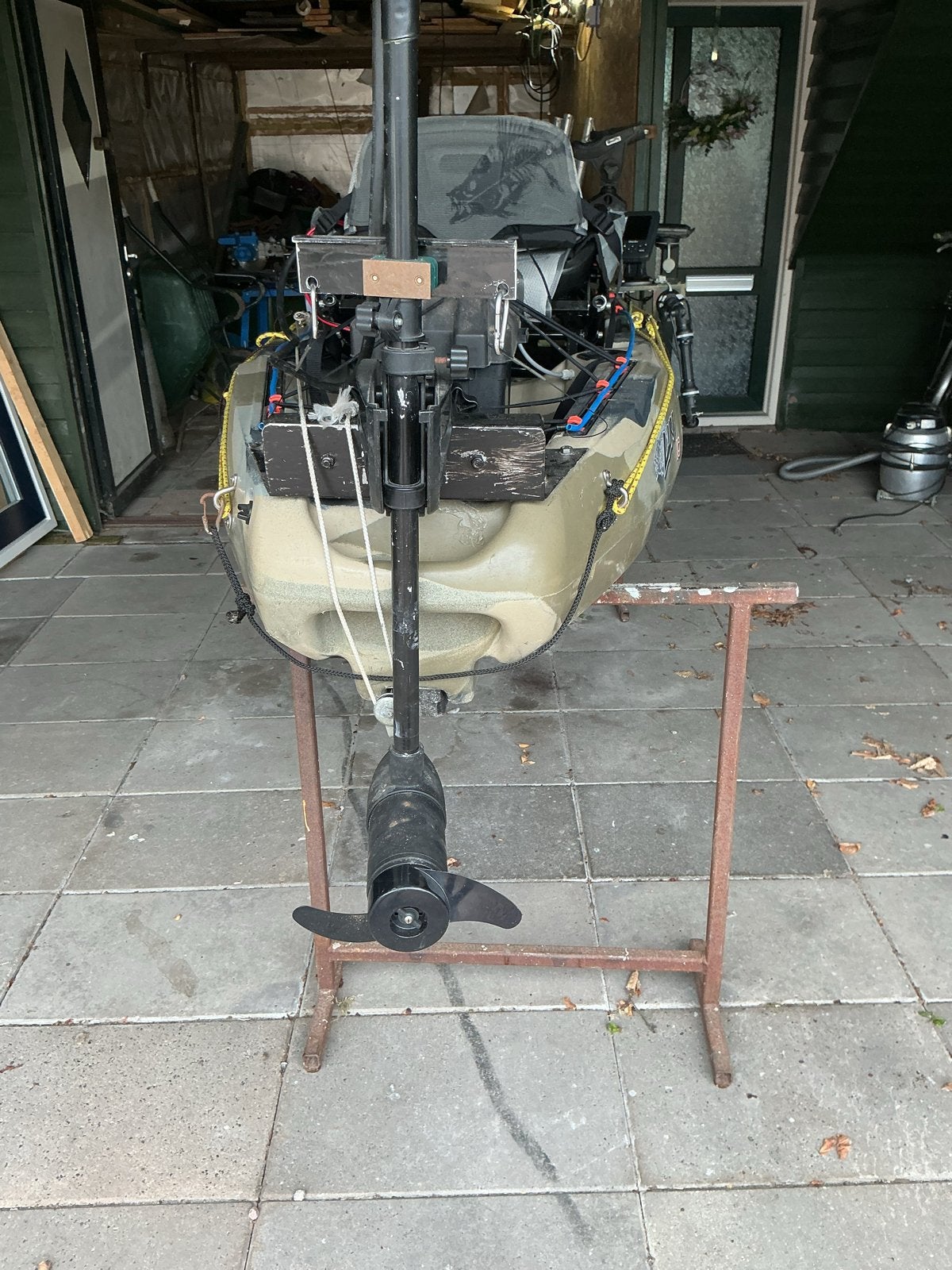 Viskano Lure 10 Kajak met Visvinder, Elektromotor en Accesso, Ophalen, Gebruikt, 1-persoons