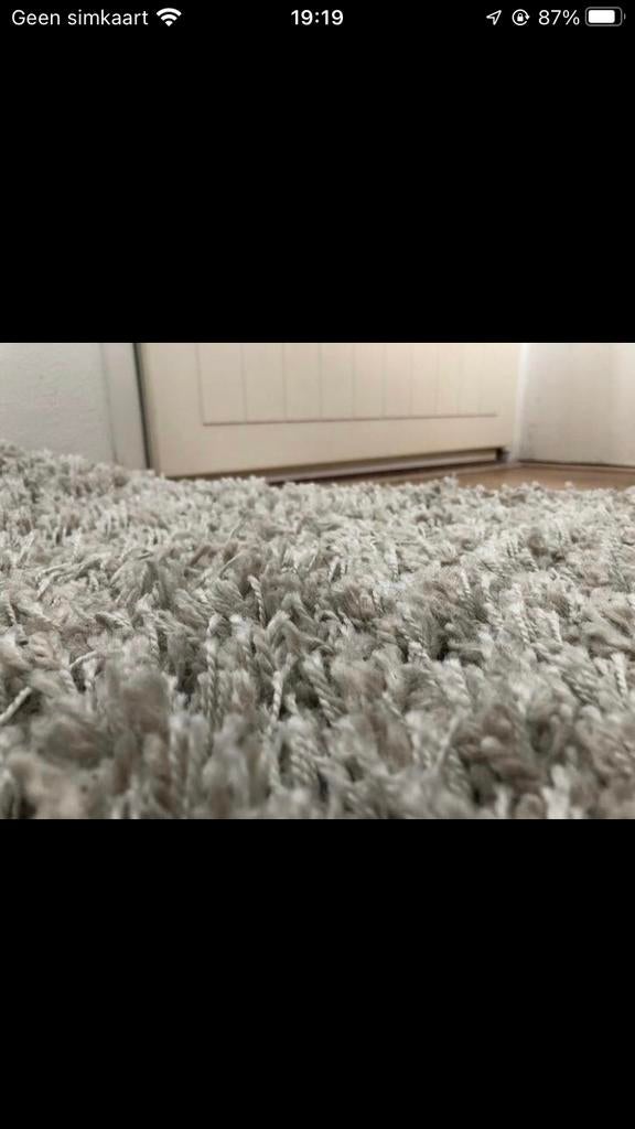 Hoogpolig vloerkleed  tapijt, Huis en Inrichting, 200 cm of meer, Ophalen of Verzenden, Zo goed als nieuw, Grijs