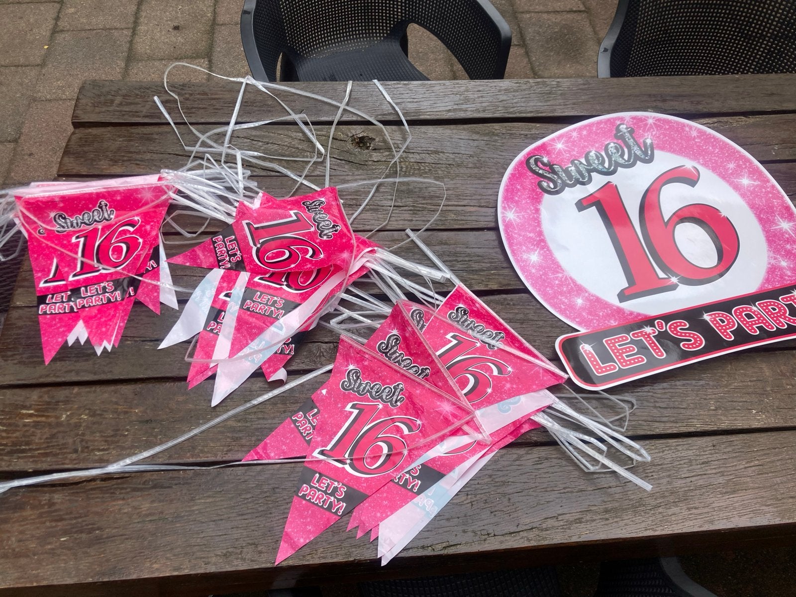 Sweet 16 sixteen Verjaardag Feest- Vlaggenlijnen & Bord, Hobby en Vrije tijd, Ophalen of Verzenden, Gebruikt, Versiering, Verjaardag