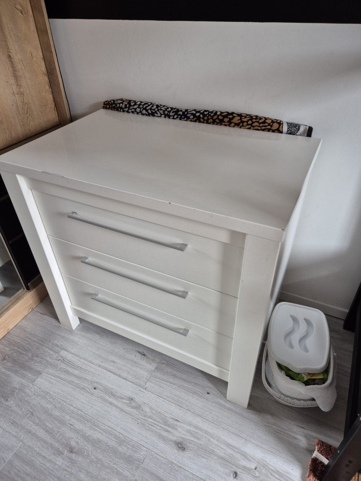 GRATIS  witte commode TWF, Ophalen, Gebruikt, Commode