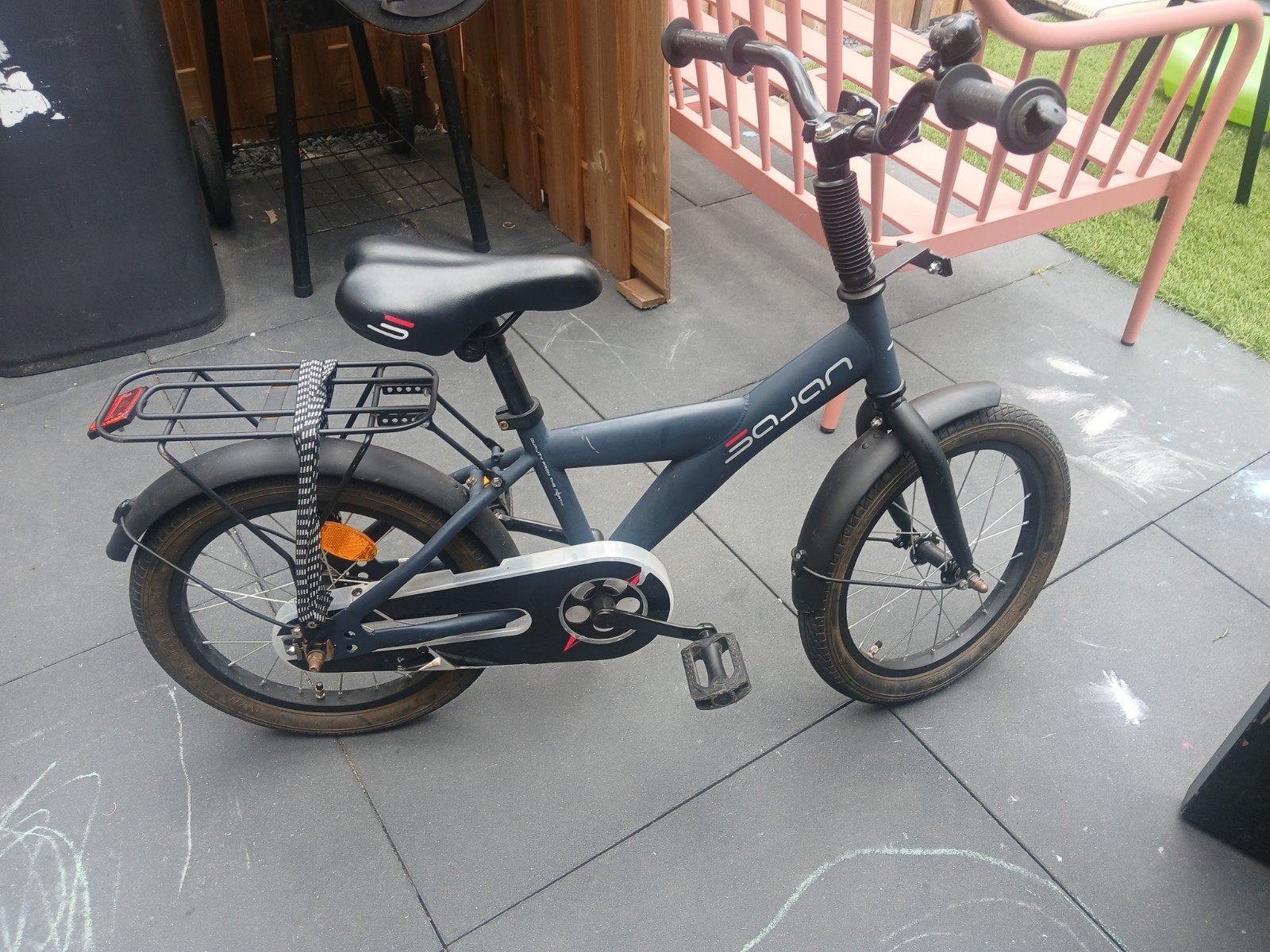 Kinderfiets 18 inch met zijwieltjes - 3 t/m 5 jaar, Fietsen en Brommers, Fietsen | Kinderfietsjes, Ophalen