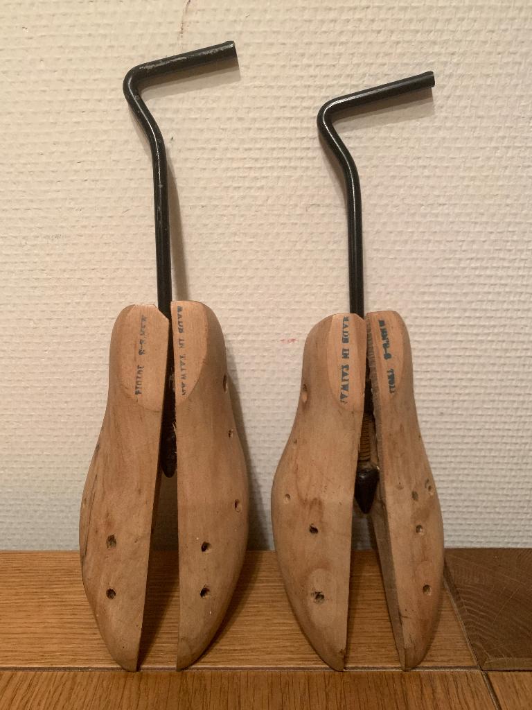 Vintage Oude Houten Schoenenspanners antiek schoenspanners, Kleding | Heren, Schoenen, Ophalen of Verzenden, Gedragen, Overige kleuren