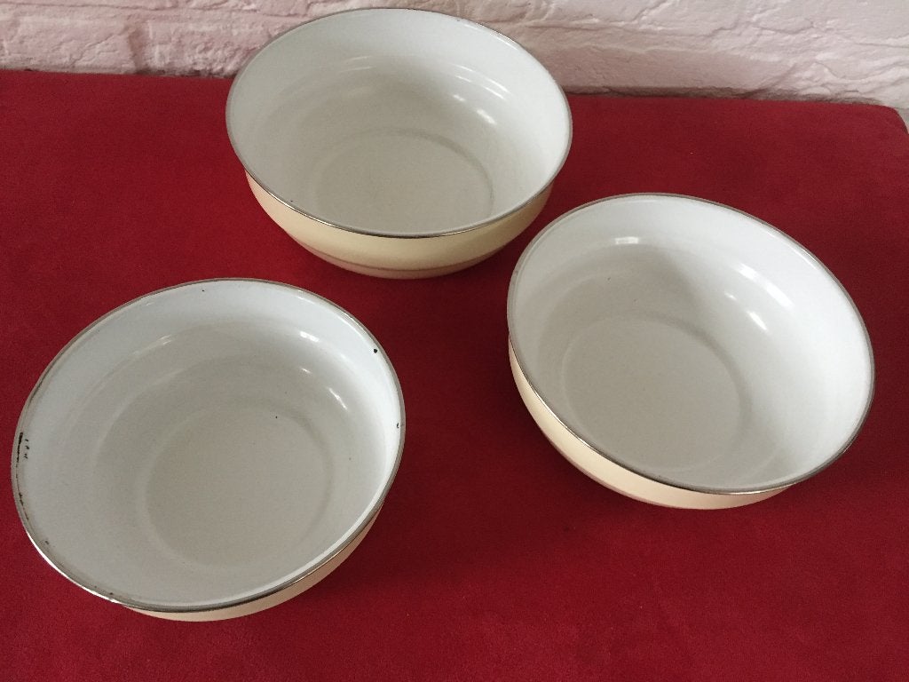 Nestje emaille schalen roomwit, Ophalen of Verzenden