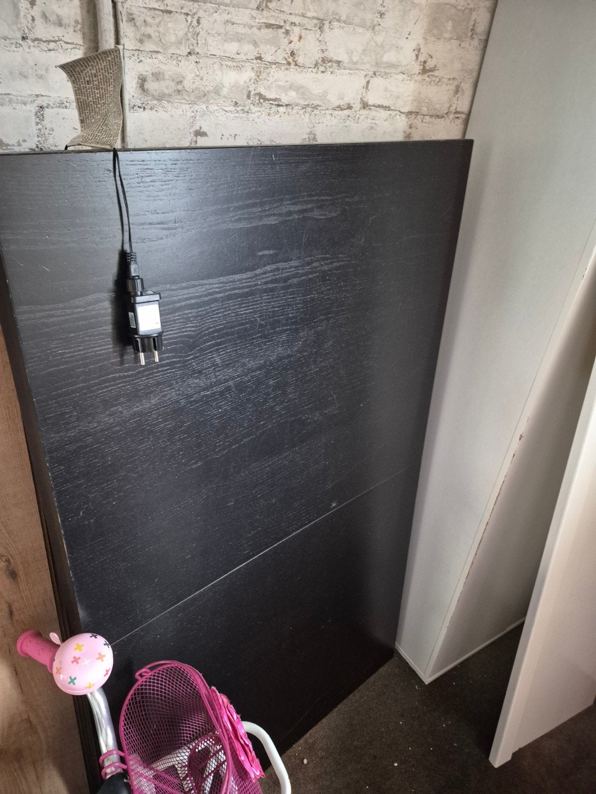 Ikea donkerbruin - uitschuifbare tafel, Doe-het-zelf en Verbouw, Platen en Panelen, Ophalen