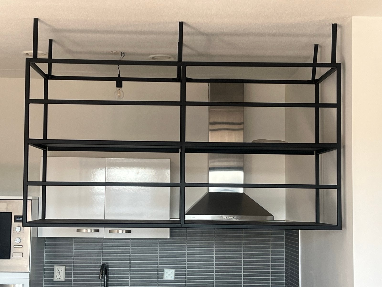 Nieuw metalen rek voor extra ruimte in keuken of bar, Huis en Inrichting, Overige typen, Nieuw, Ophalen of Verzenden, Zwart