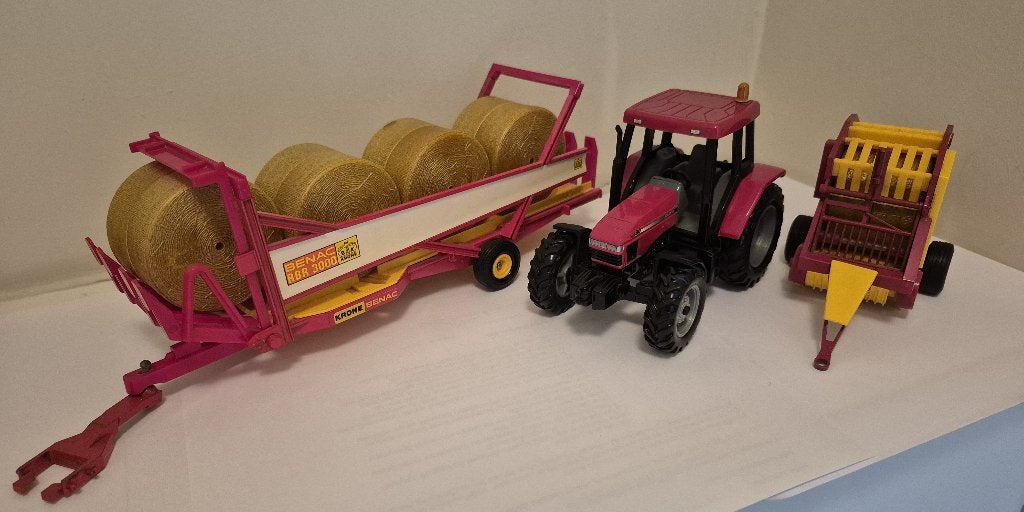 Britains Case CX80+Krone Benac RBR 3000+Farmhand Baler, Hobby en Vrije tijd, Modelauto's | 1:32, Ophalen of Verzenden, Zo goed als nieuw