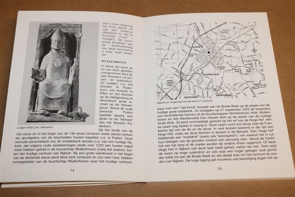 H. Catharina Parochie Nijkerk 1643-1993 — 350 Jaar, Ophalen of Verzenden, Gelezen