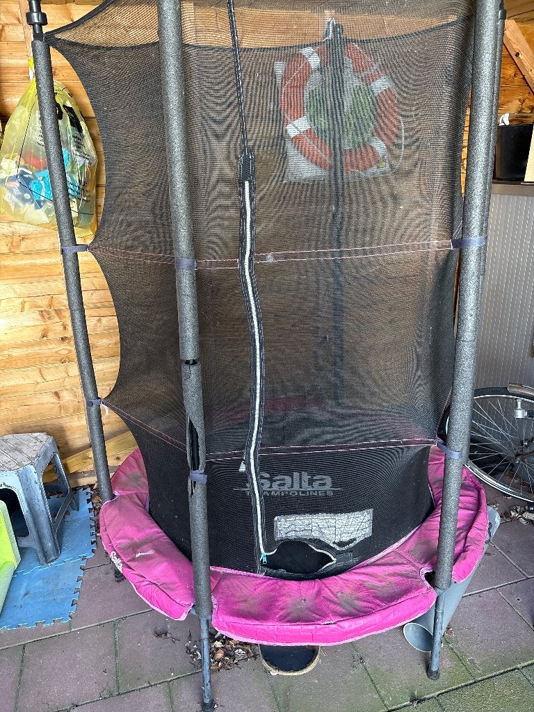 Salta Trampoline, Ophalen, Gebruikt