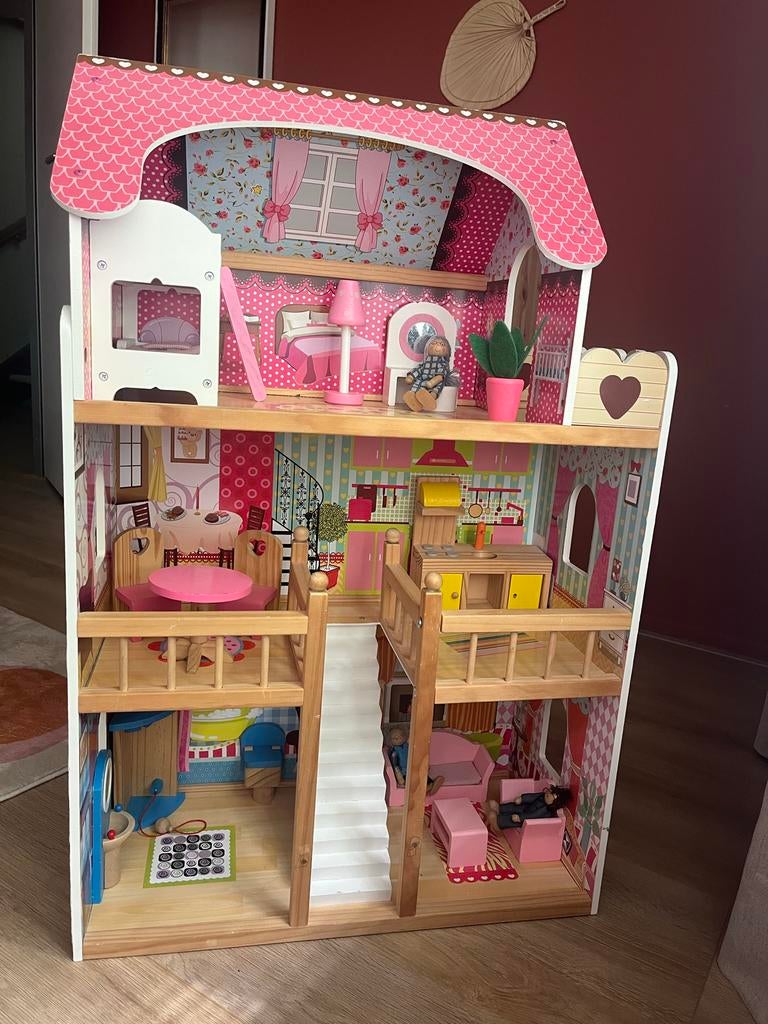 Groot houten poppenhuis met meubels, Ophalen, Zo goed als nieuw