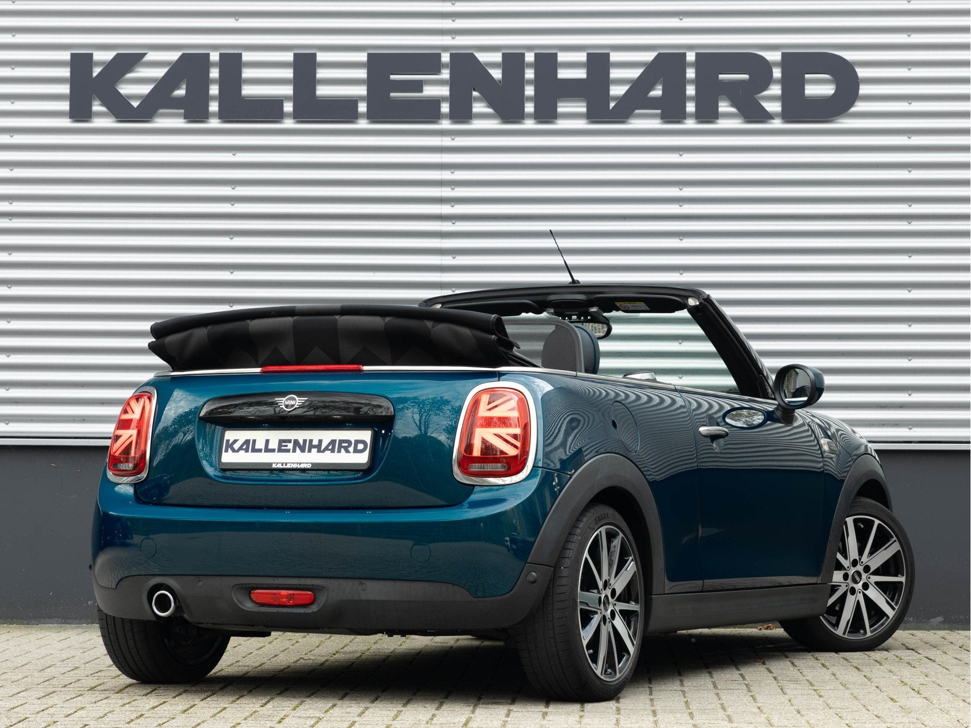 MINI Cabrio 1.5 Cooper - Sidewalk Edition - Yours Leder - St, Auto's, 136 pk, Gebruikt, Euro 6, Leder