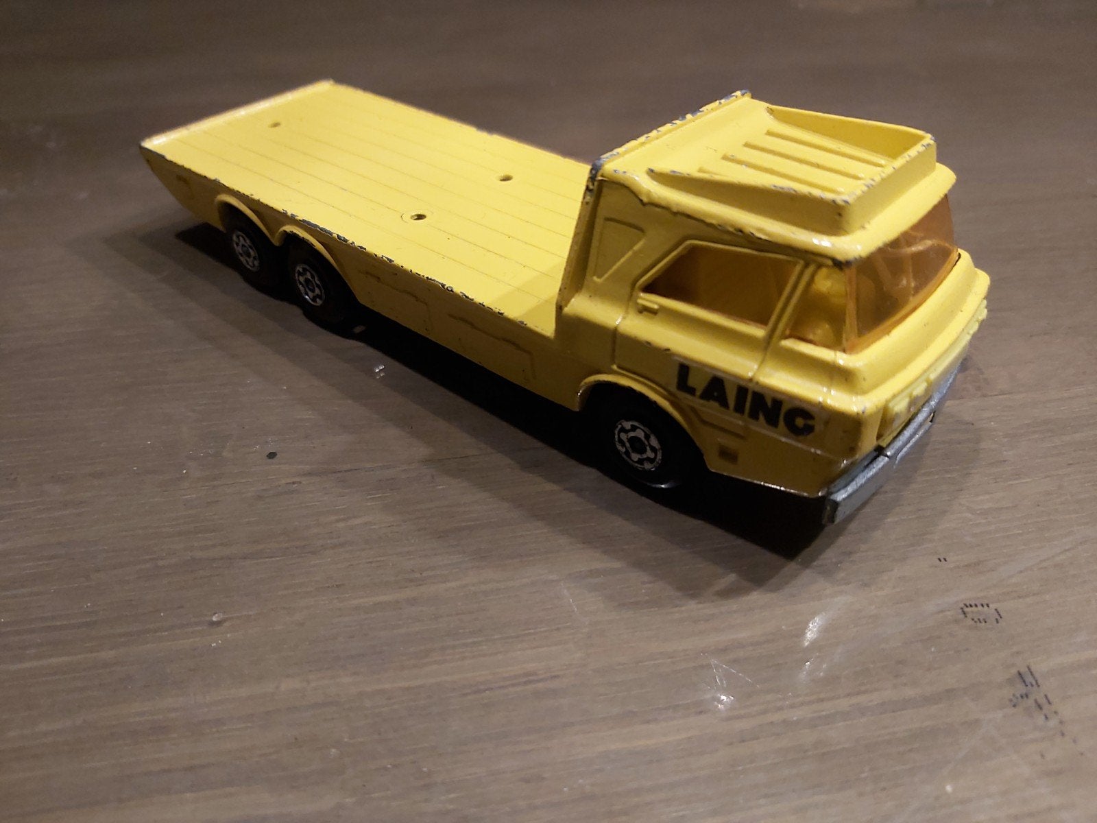 Matchbox Super Kings K-38 Construction Transporter 1974, Hobby en Vrije tijd, Modelauto's | 1:43, Gebruikt, Bus of Vrachtwagen