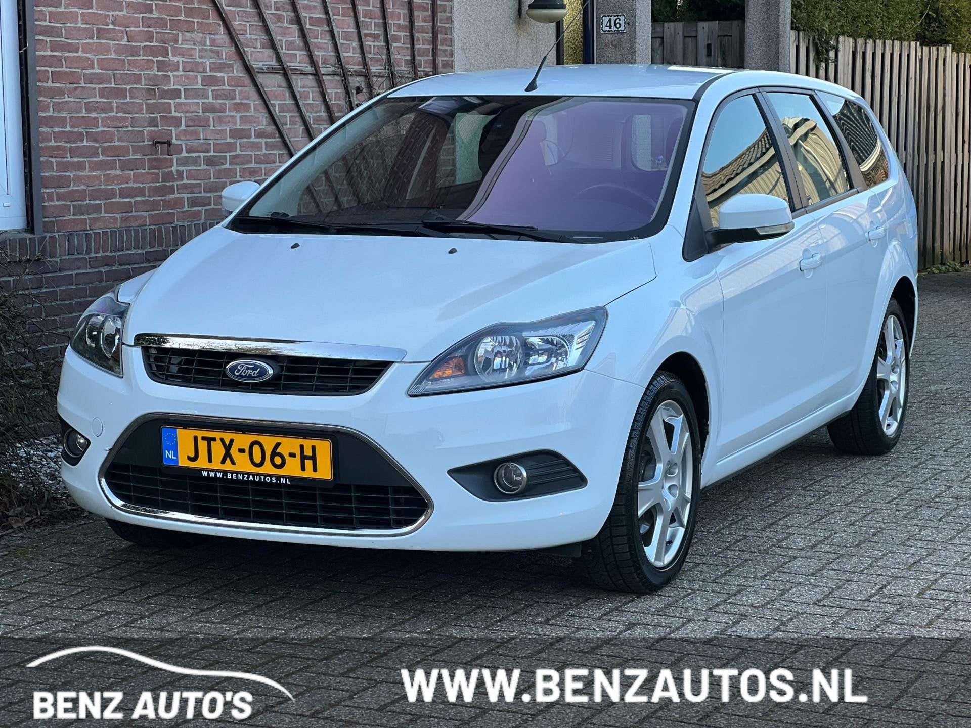 Ford Focus Wagon 2.0-16V Futura 145PK/Automaat/Nette, Gebruikt, Wit, Geïmporteerd, Stoelverwarming