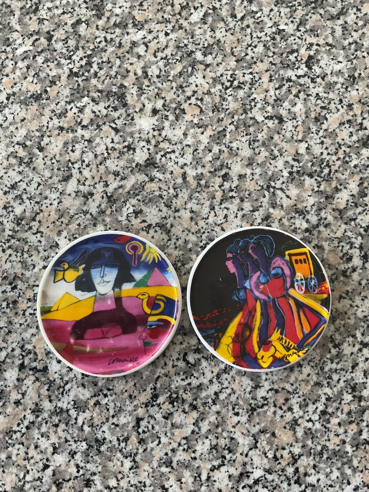 2 onderzetters voor glas of kopje. Corneille, Verzenden, Glas of Kopje