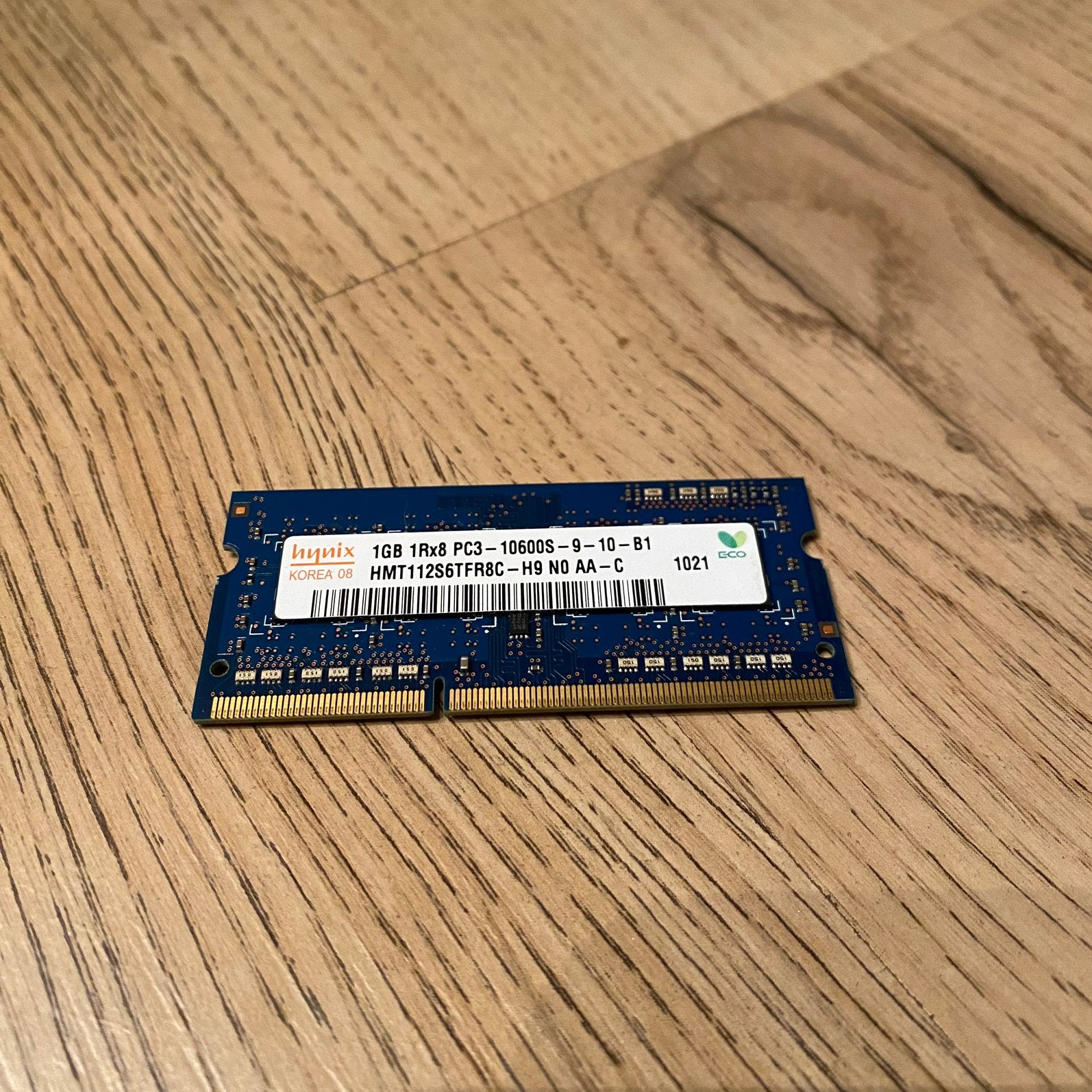 Hynix 1GB 2Rx8 DDR3 1333MHz  ( 1x 1GB ), Computers en Software, RAM geheugen, Gebruikt, Laptop, 1 GB of minder, DDR3, Ophalen of Verzenden