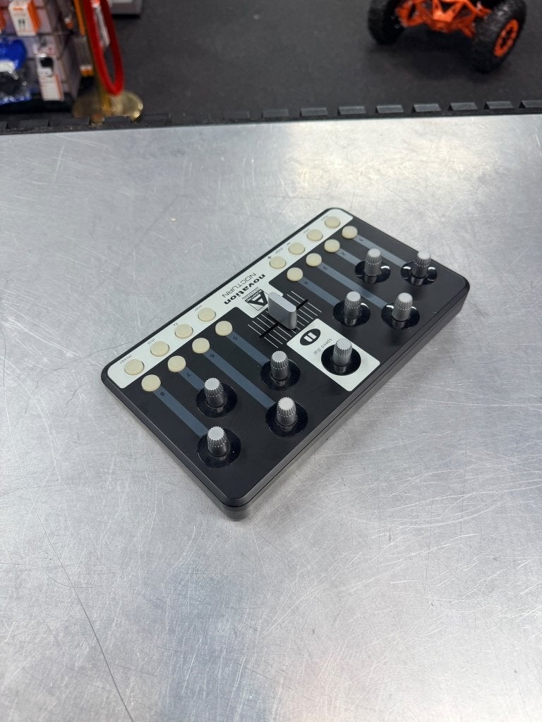 Native instruments Novation Nocturn 59.99, ., Ophalen of Verzenden, Zo goed als nieuw, .