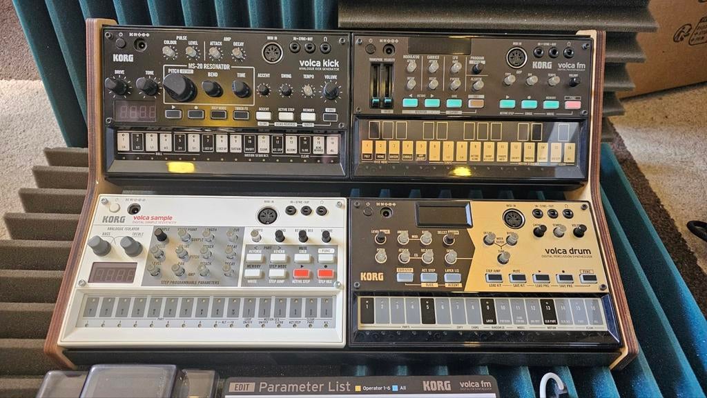 Korg Volca Set. Kick, Drum, FM en Sample, Korg, Zo goed als nieuw, Met midi-aansluiting, Overige aantallen