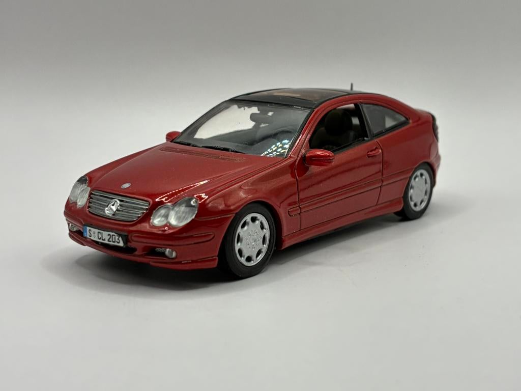 Mercedes-Benz C-klasse Coupé (Type CL203) 2001 - MiniChamps, Hobby en Vrije tijd, Ophalen of Verzenden, Zo goed als nieuw, Auto