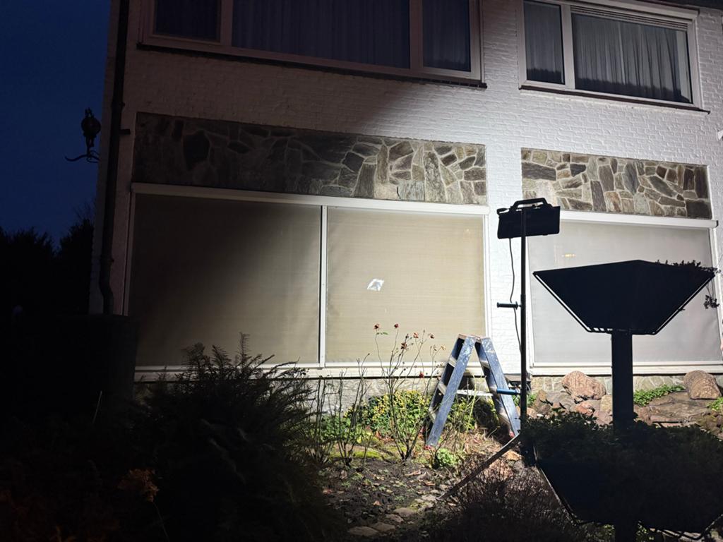 Electrische screens voor twee ramen, Ophalen, Gebruikt, 150 tot 300 cm, Markies