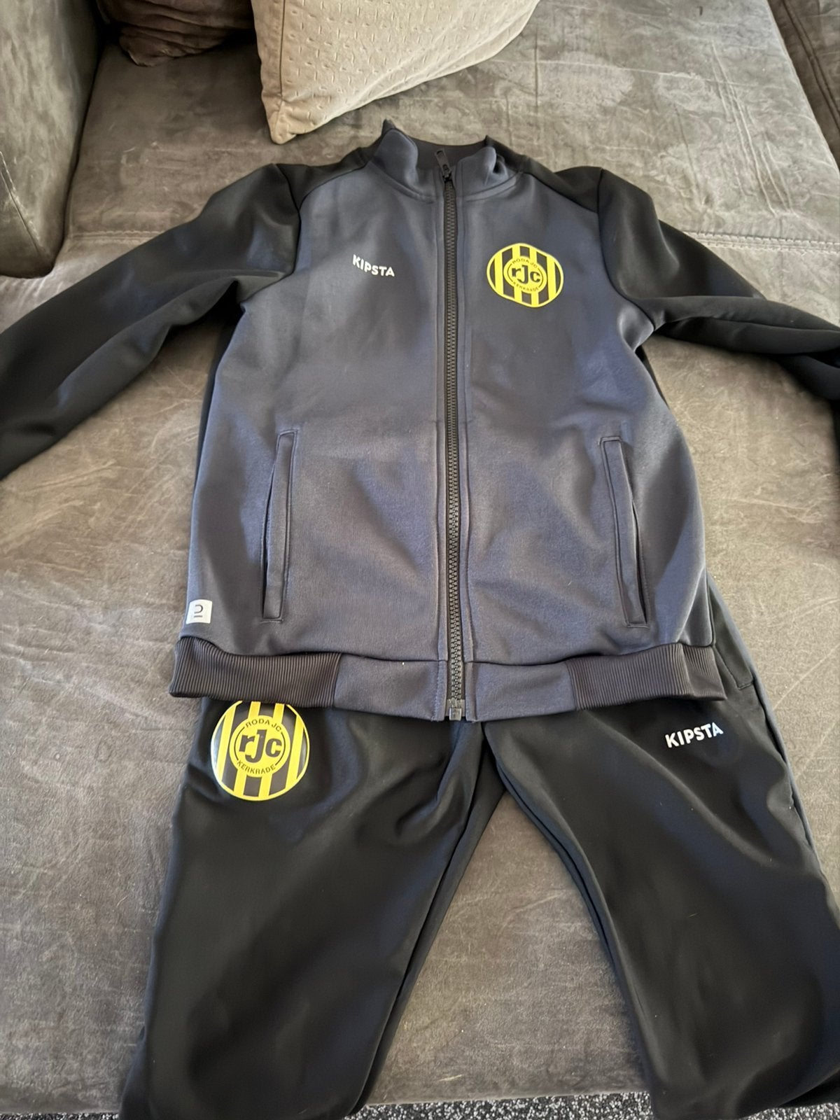 Roda jc trainingspak kind, Ophalen, Zo goed als nieuw