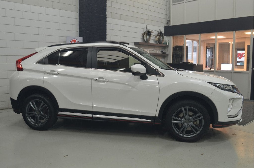 Mitsubishi Eclipse Cross 1.5 DI-T Intense S // LEDER // STOE, Auto's, Mitsubishi, Voorwielaandrijving, 15 km/l, Euro 6, 4 cilinders