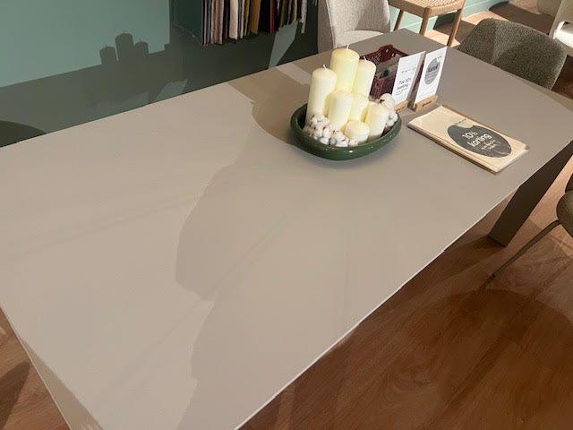 Kartell Four tafel, Ophalen, Gebruikt, 50 tot 100 cm, Vijf personen of meer